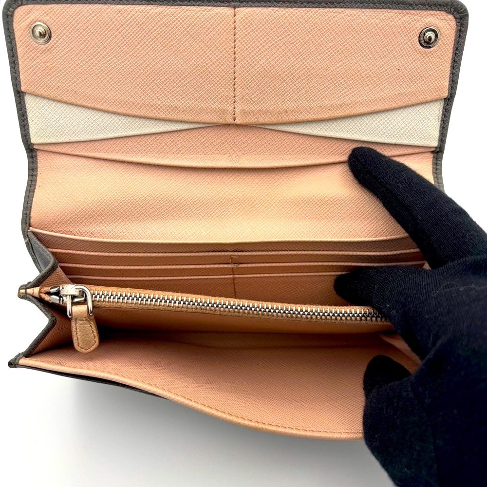 Prada Grey Saffiano Leather Wallet - Picture 4 of 9